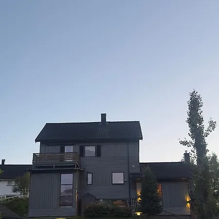 Apartamento Charming Part Of A House In Tromsdalen *