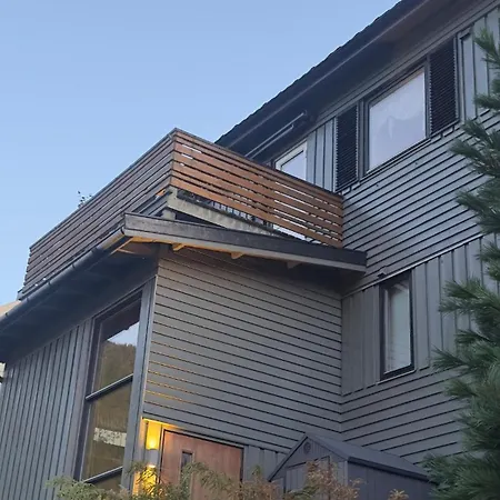 Apartamento Charming Part Of A House In Tromsdalen *
