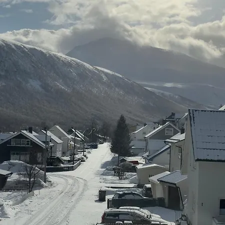 Charming Part Of A House In Tromsdalen * Tromsø